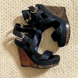 Black Donald Pliner scrappy wedges